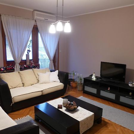 Apartment Krsta Novi Sad Buitenkant foto