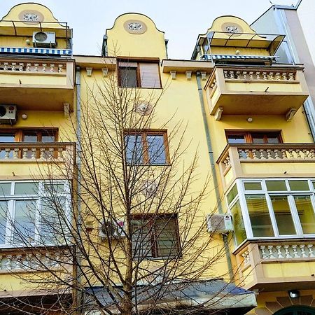 Apartment Krsta Novi Sad Buitenkant foto